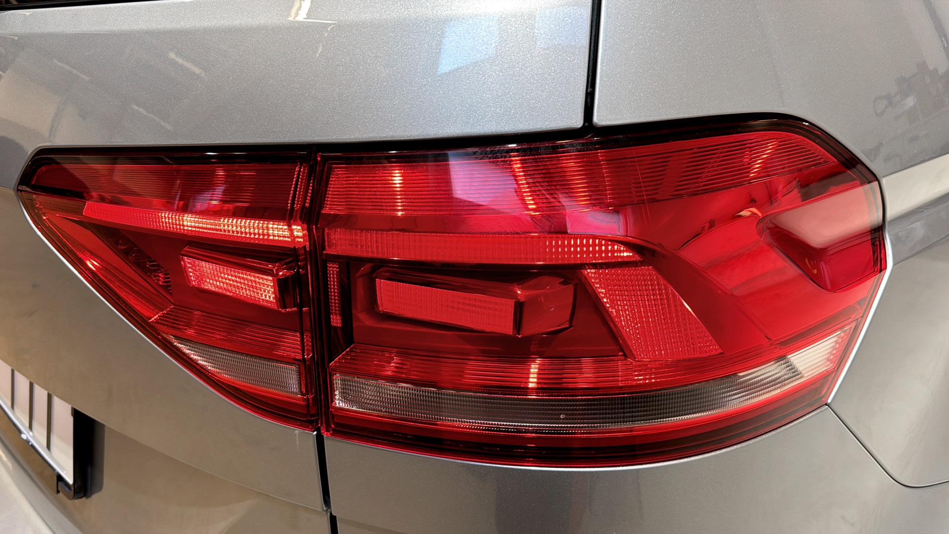 Volkswagen Touran XGE11T