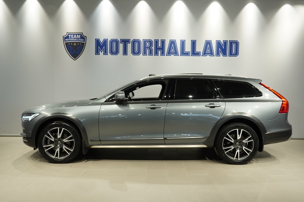 Volvo V90 Cross Country XGG609