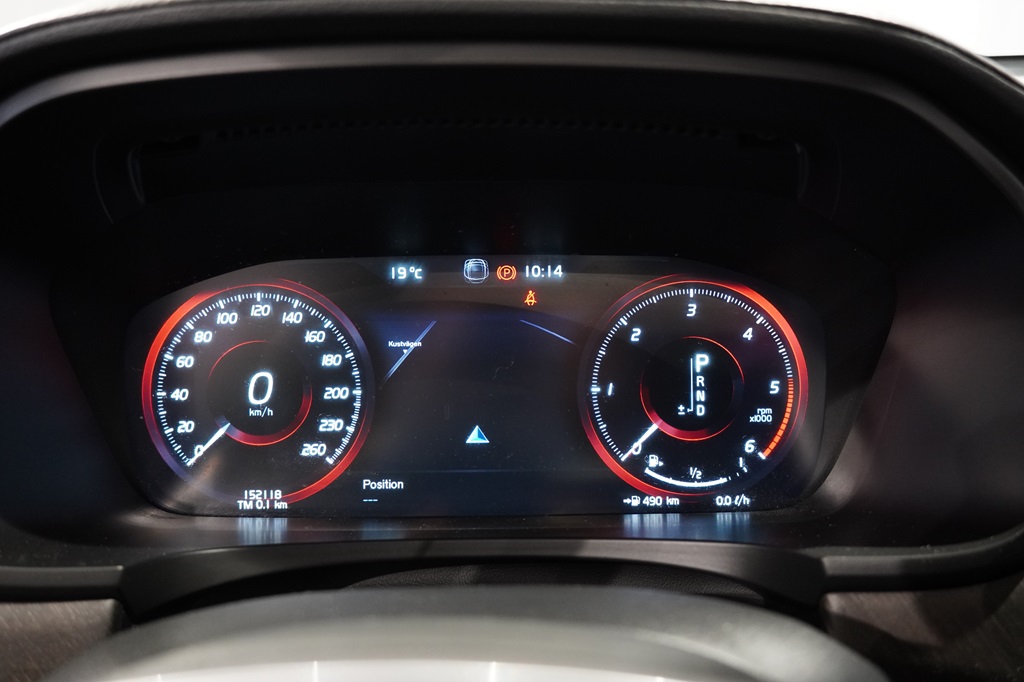 Volvo V90 Cross Country XGG609