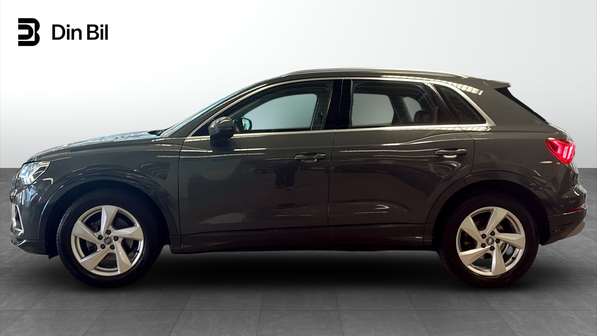 Audi Q3 XGJ91U