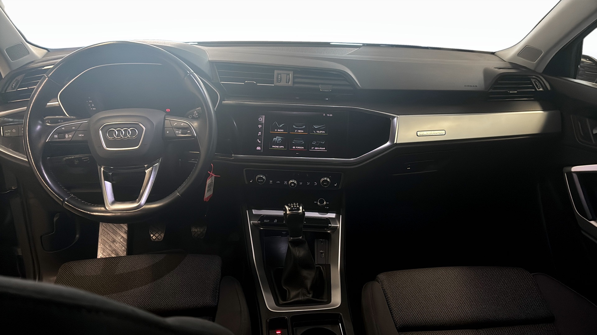 Audi Q3 XGJ91U