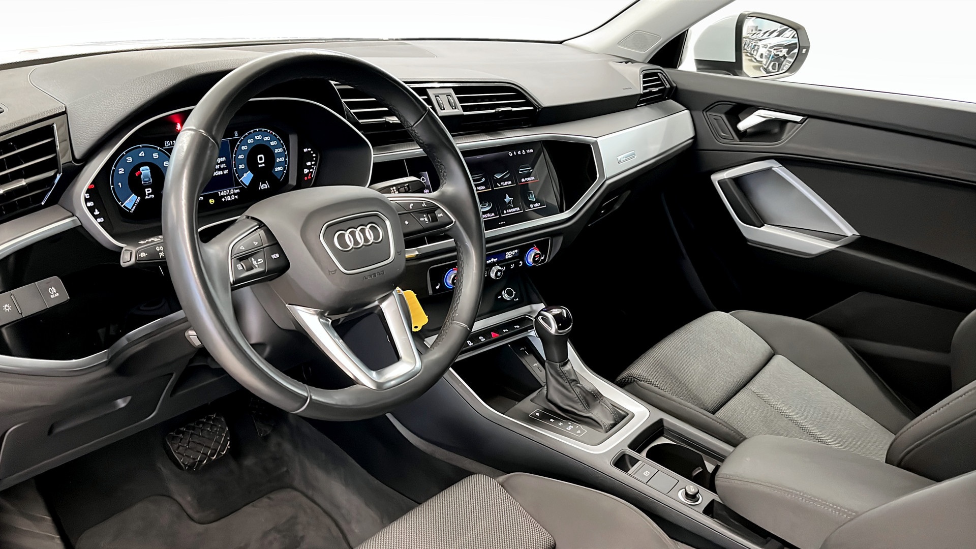 Audi Q3 XGL58P