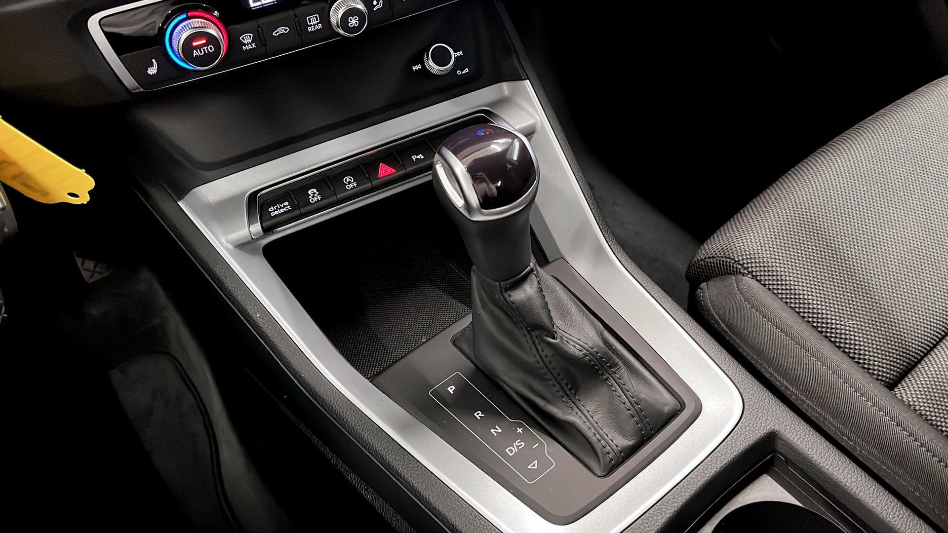 Audi Q3 XGL58P