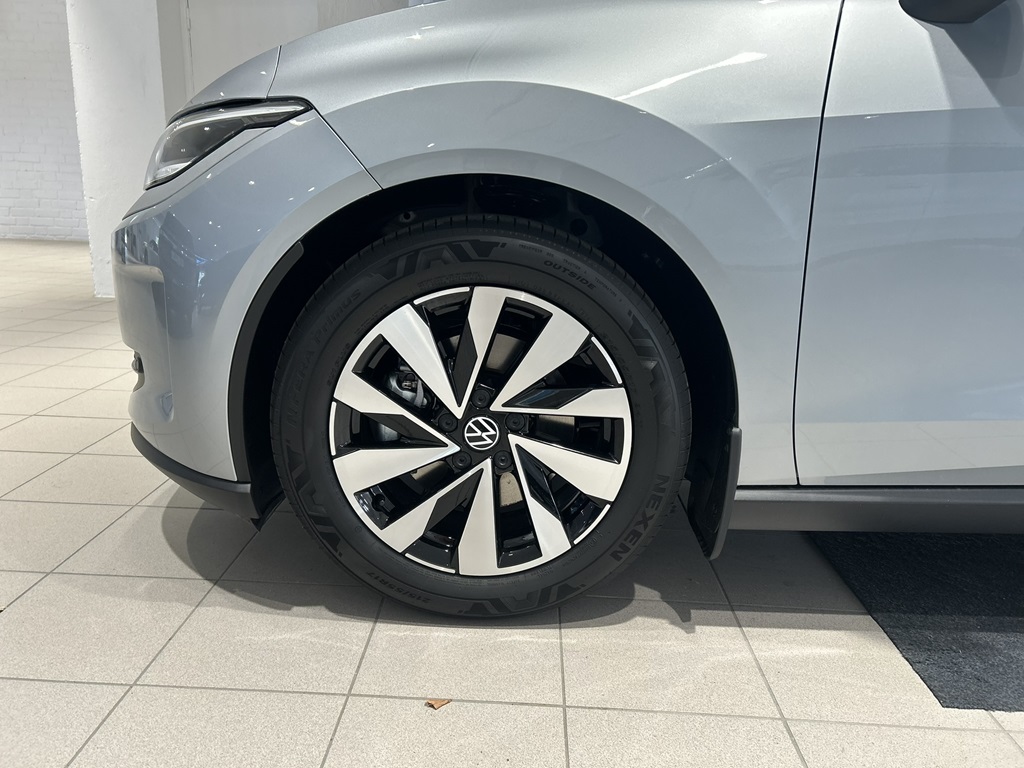 Volkswagen Polo XGM33P