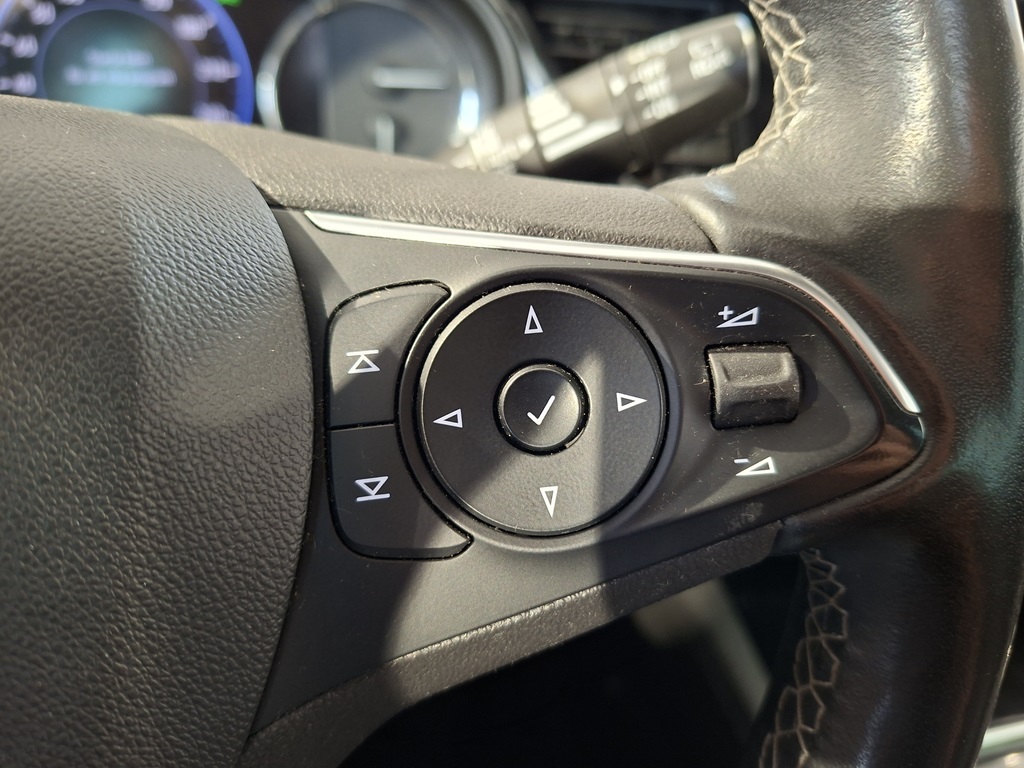 Opel Insignia XGP01B