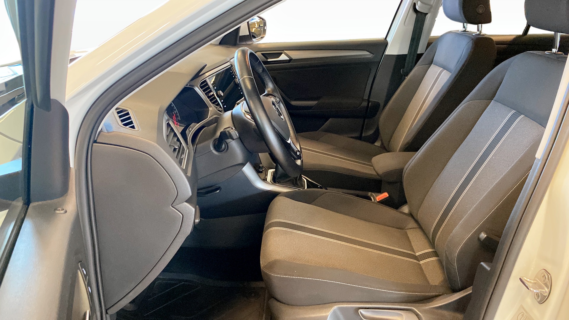 Volkswagen T-Roc XHD60Y