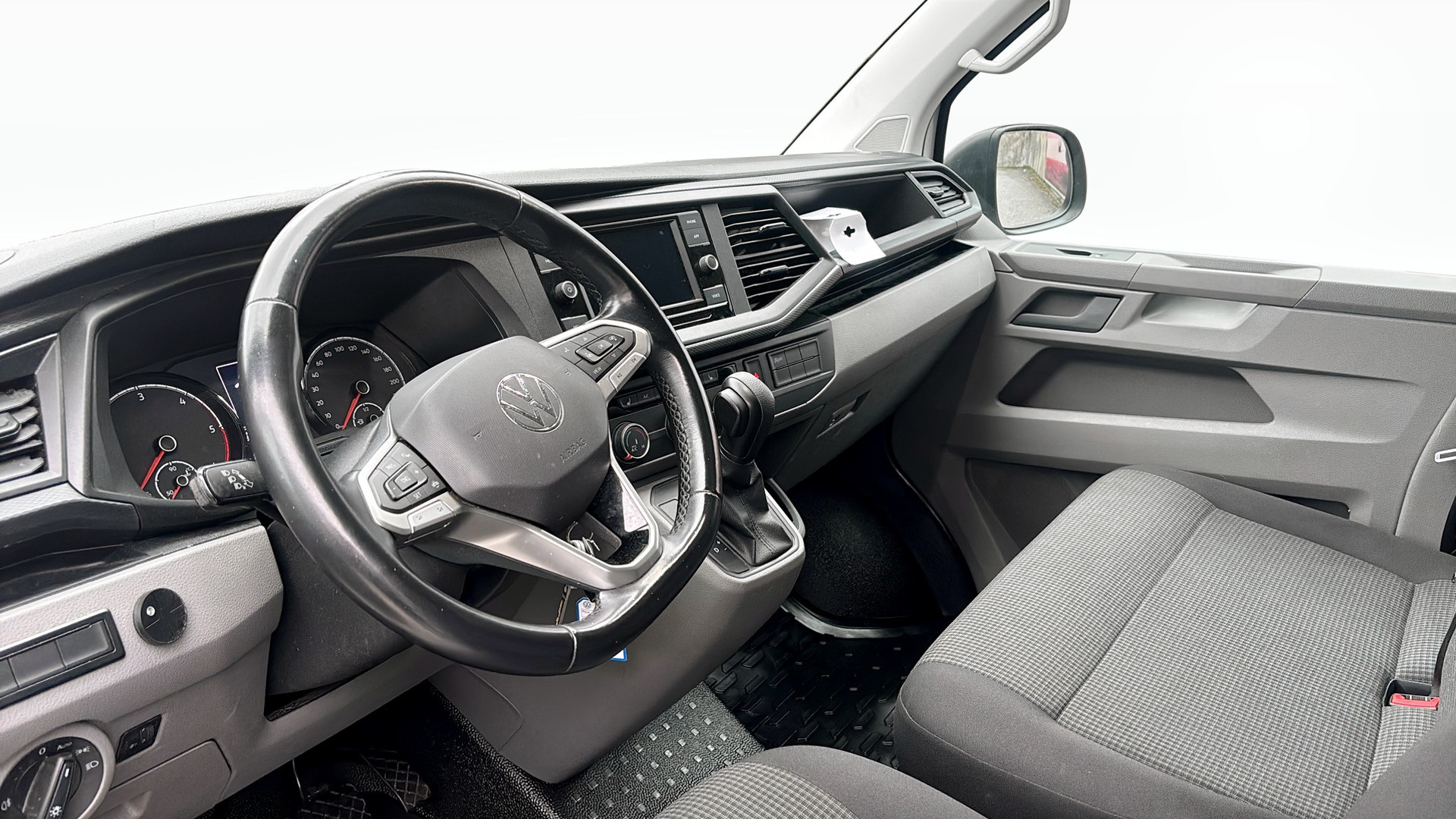 Volkswagen T6.1 Transporter kort hjulbas XHR01D