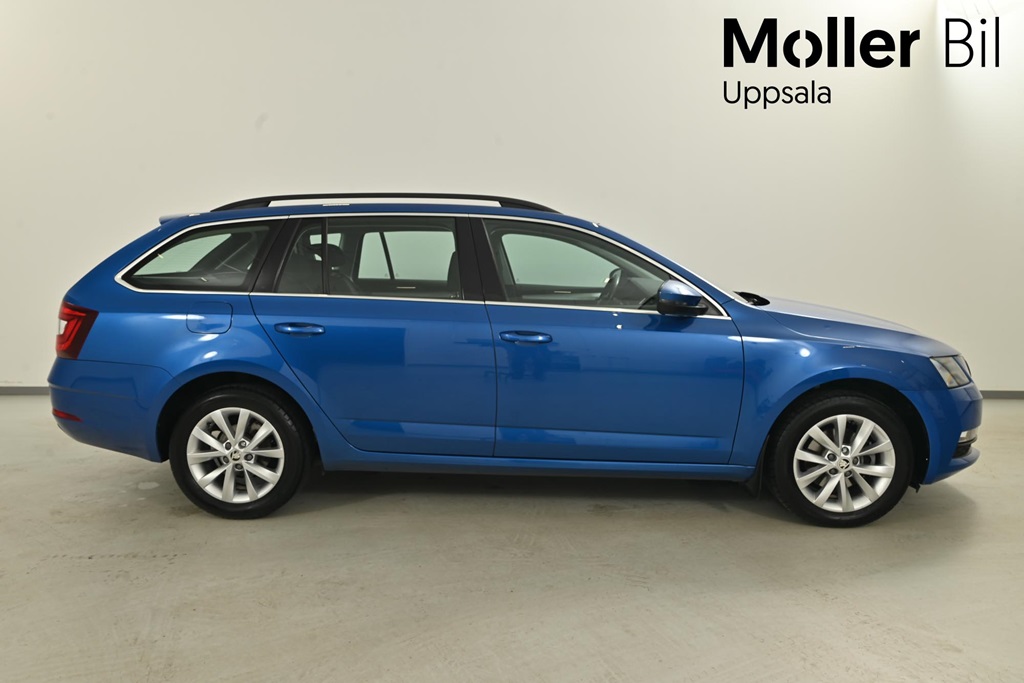 Skoda Octavia XHR39C