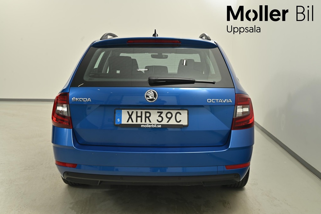 Skoda Octavia XHR39C