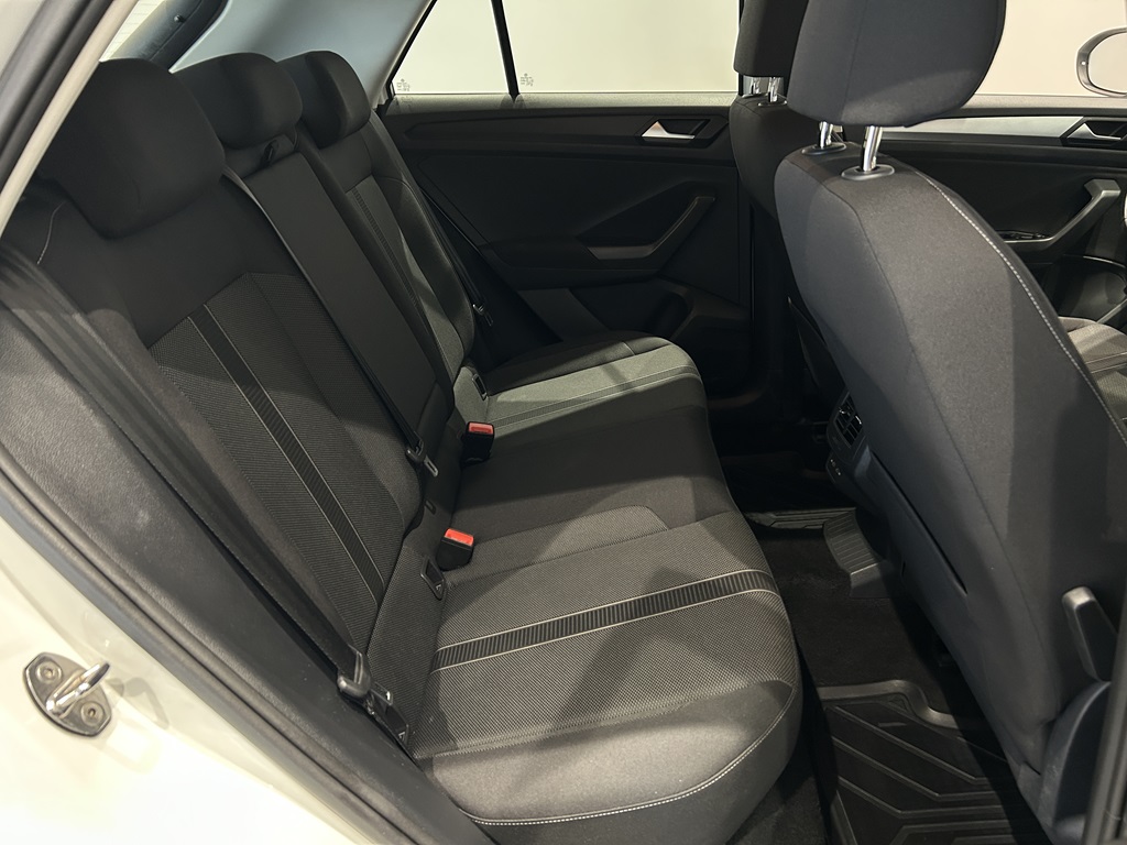 Volkswagen T-Roc XJA18R