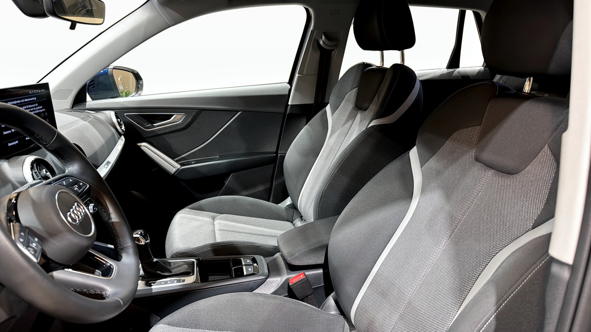 Audi Q2 XJB27K