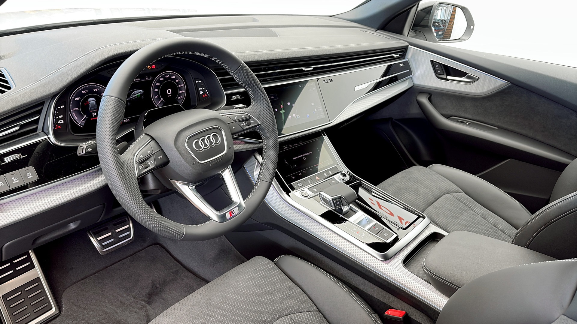 Audi Q8 XJB79X