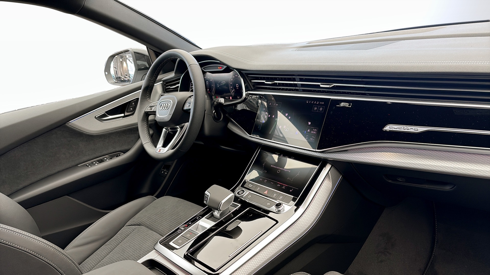 Audi Q8 XJB79X