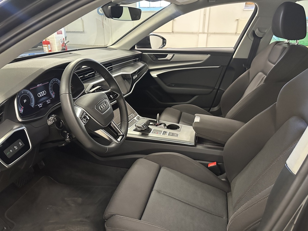 Audi A6 Avant XJJ32S
