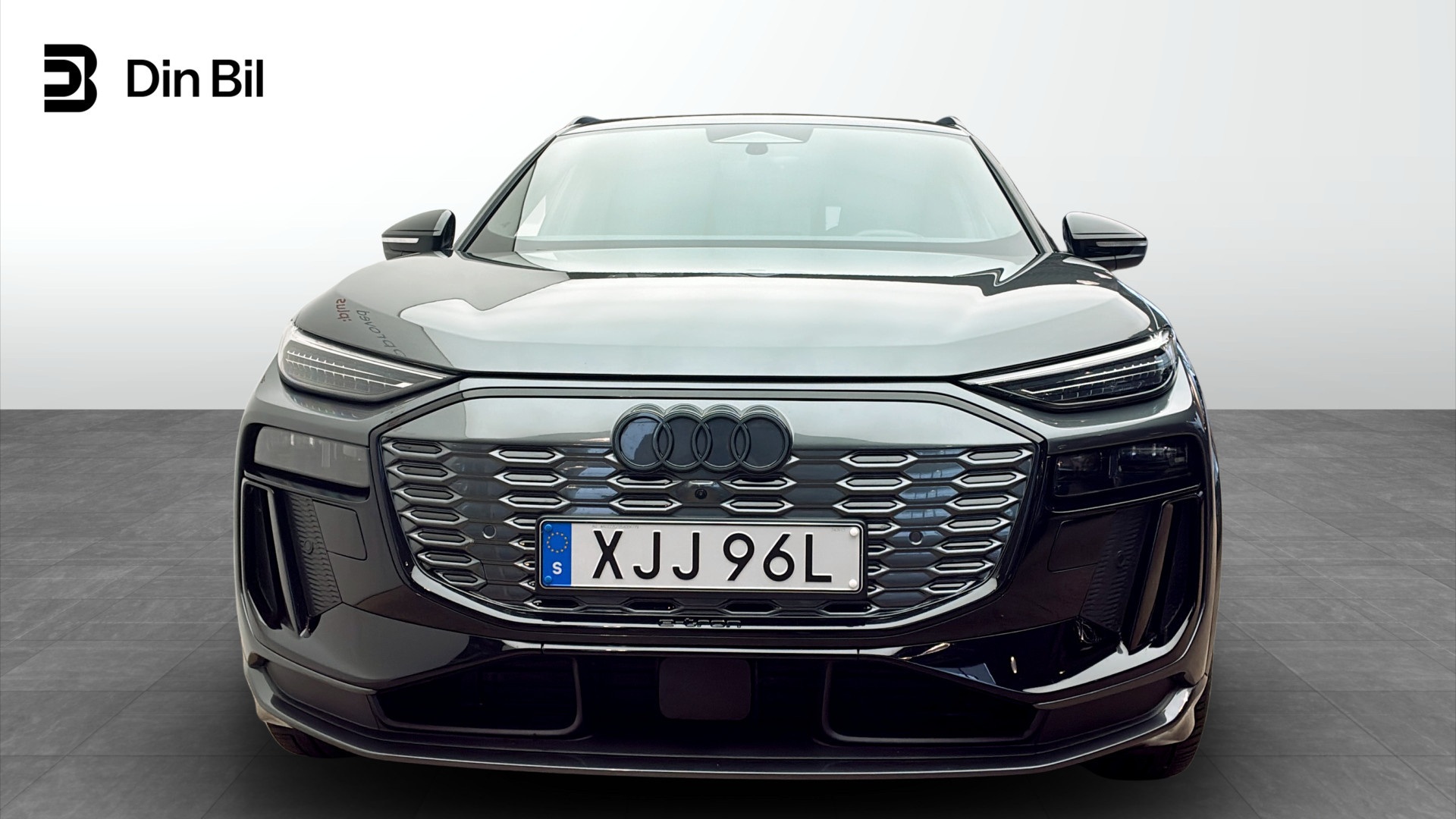Audi SQ6 e-tron XJJ96L