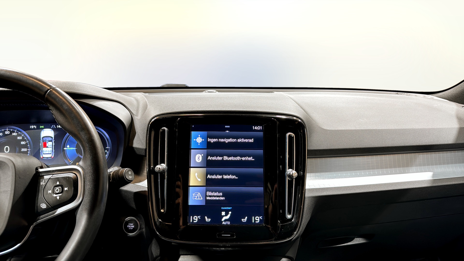 Volvo XC40 XLP08W