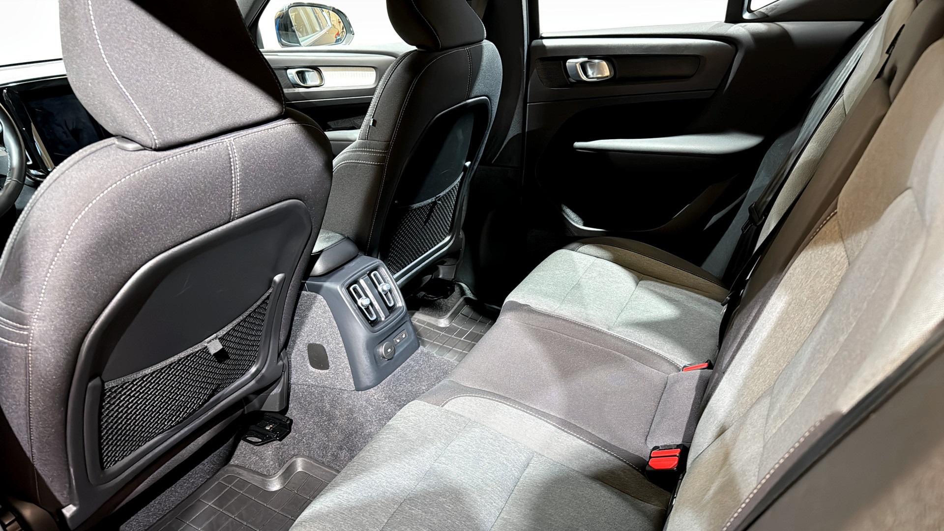 Volvo XC40 XLP08W