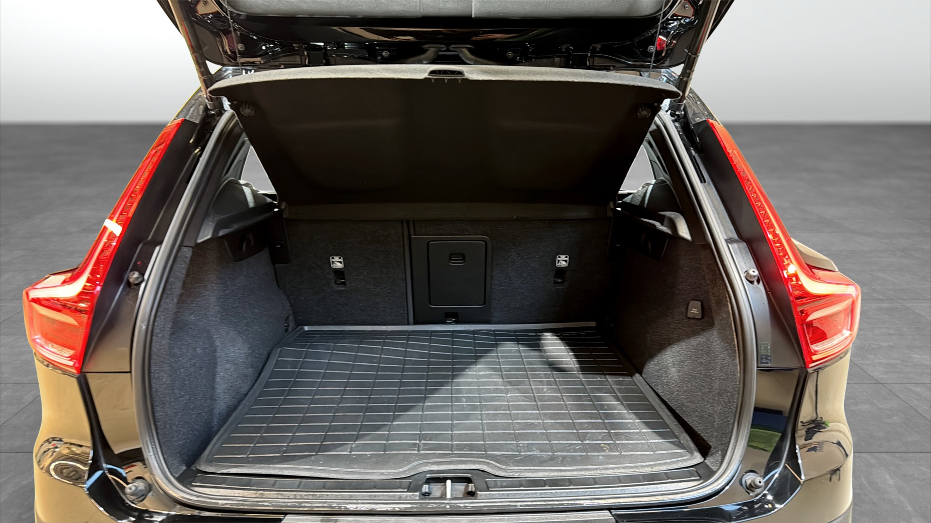Volvo XC40 XLP08W