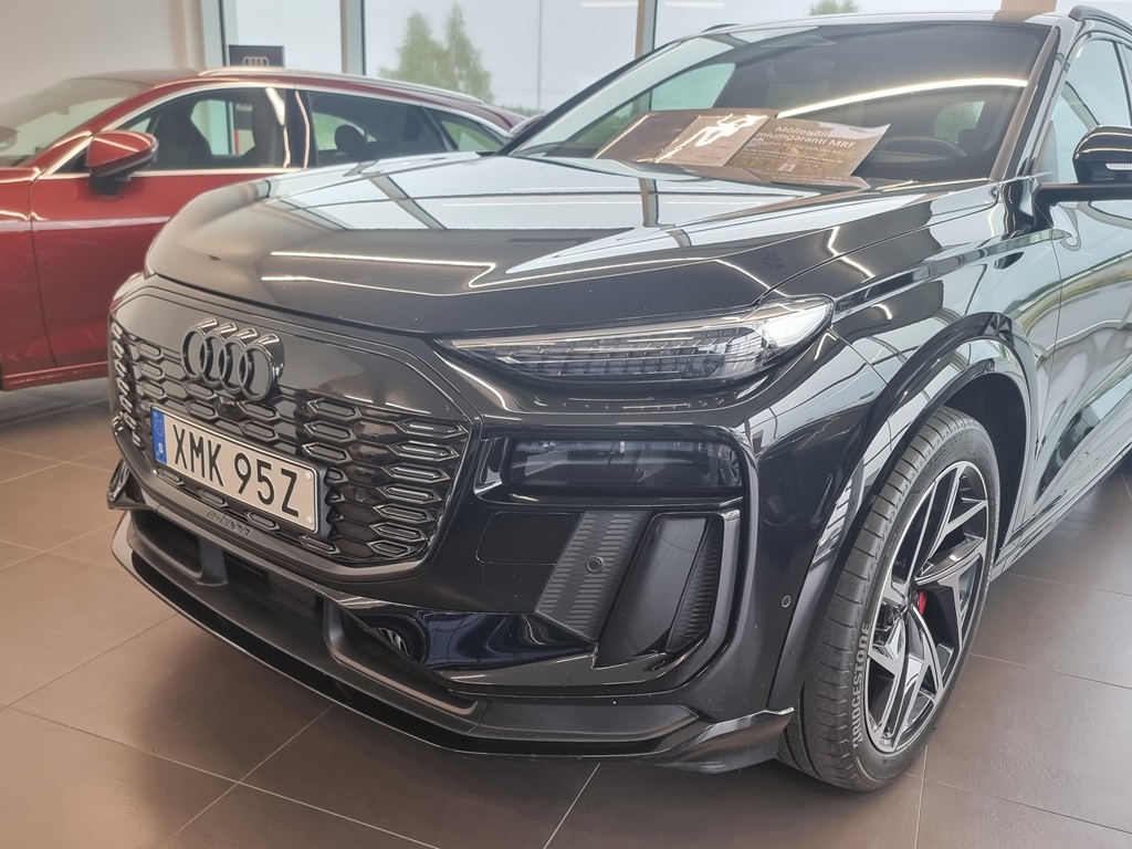 Audi Q6 e-tron XMK95Z