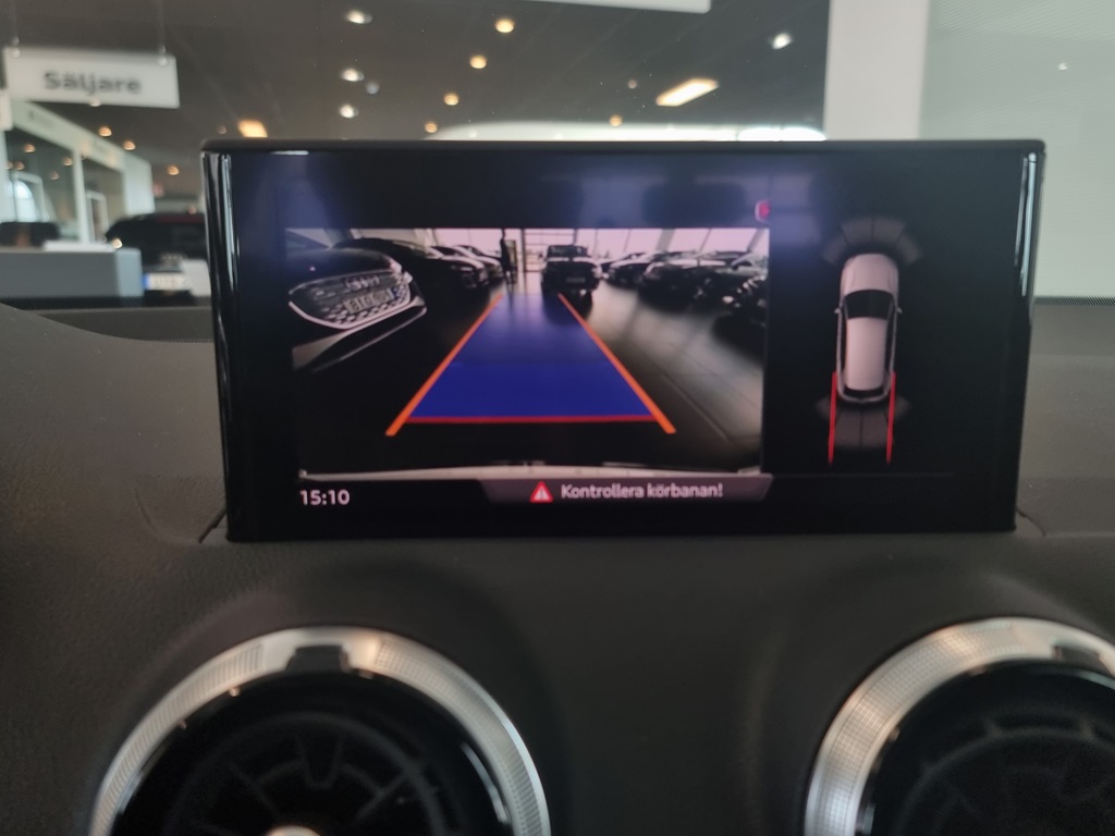 Audi Q2 XNB29P
