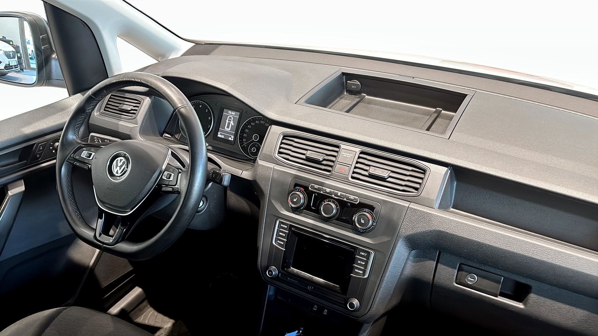 Volkswagen Caddy Maxi Skåp XND29A