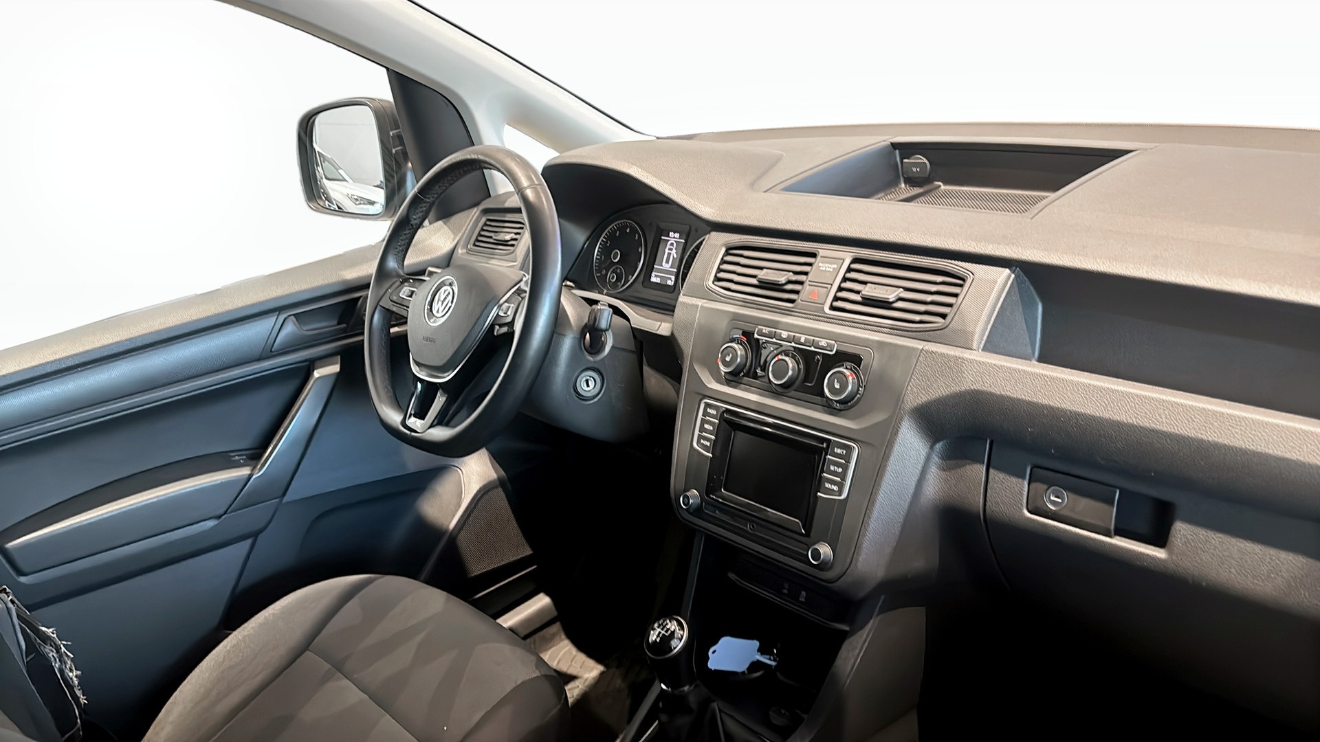 Volkswagen Caddy Maxi Skåp XND29A