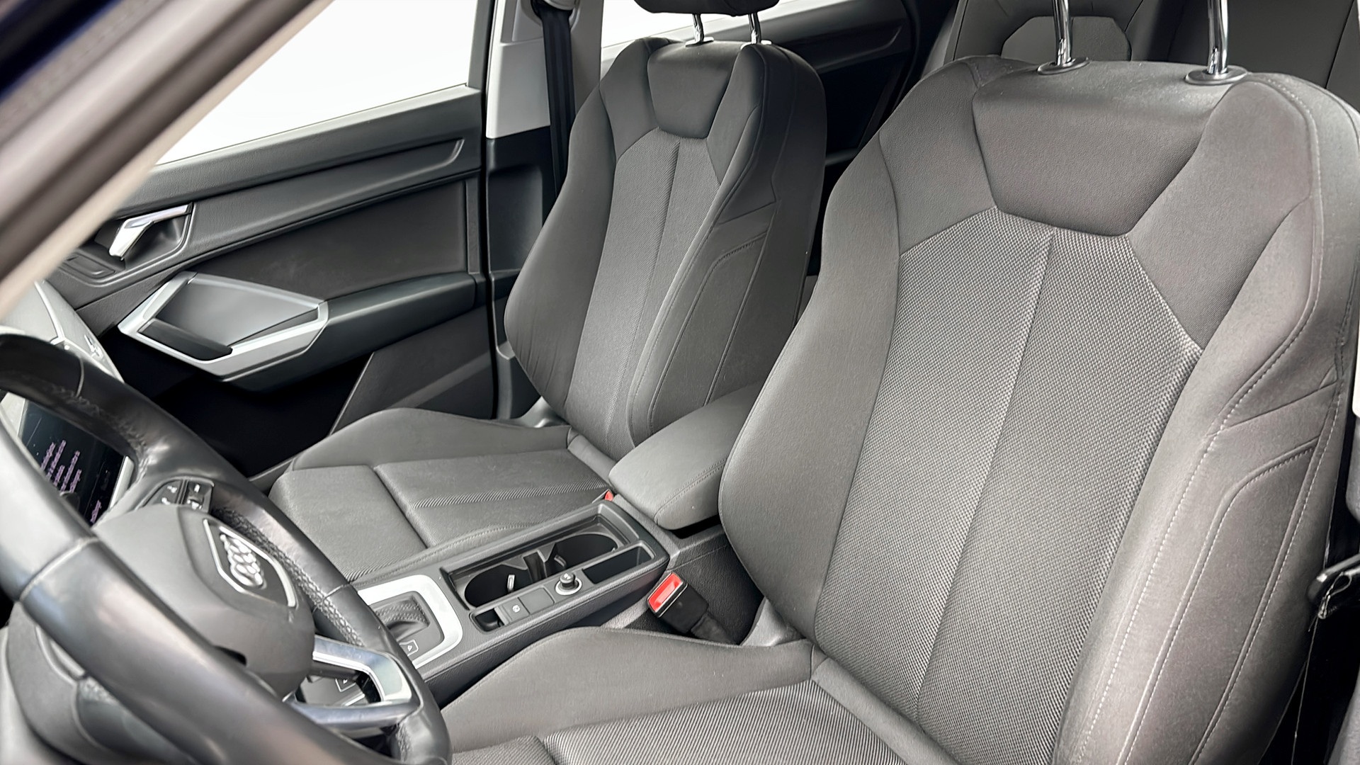 Audi Q3 XNH093