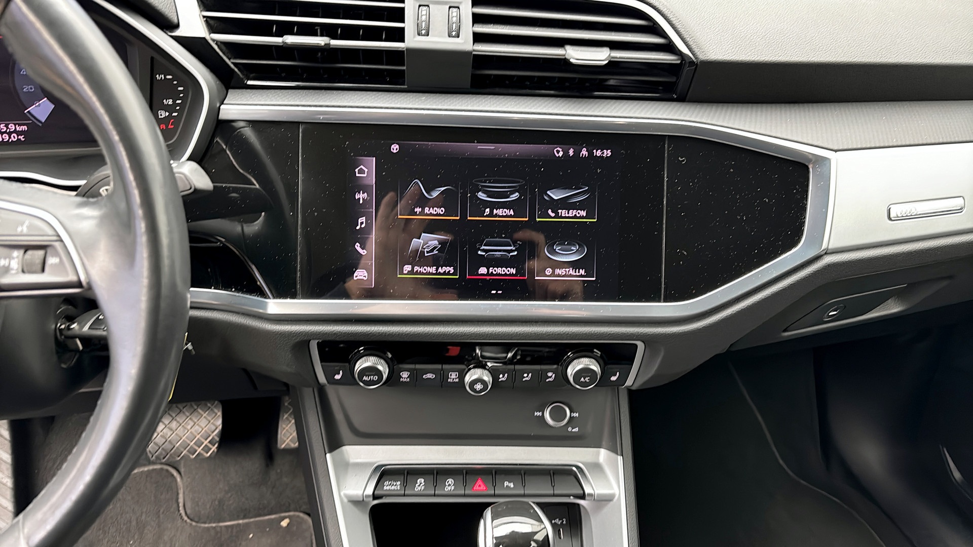 Audi Q3 XNH093