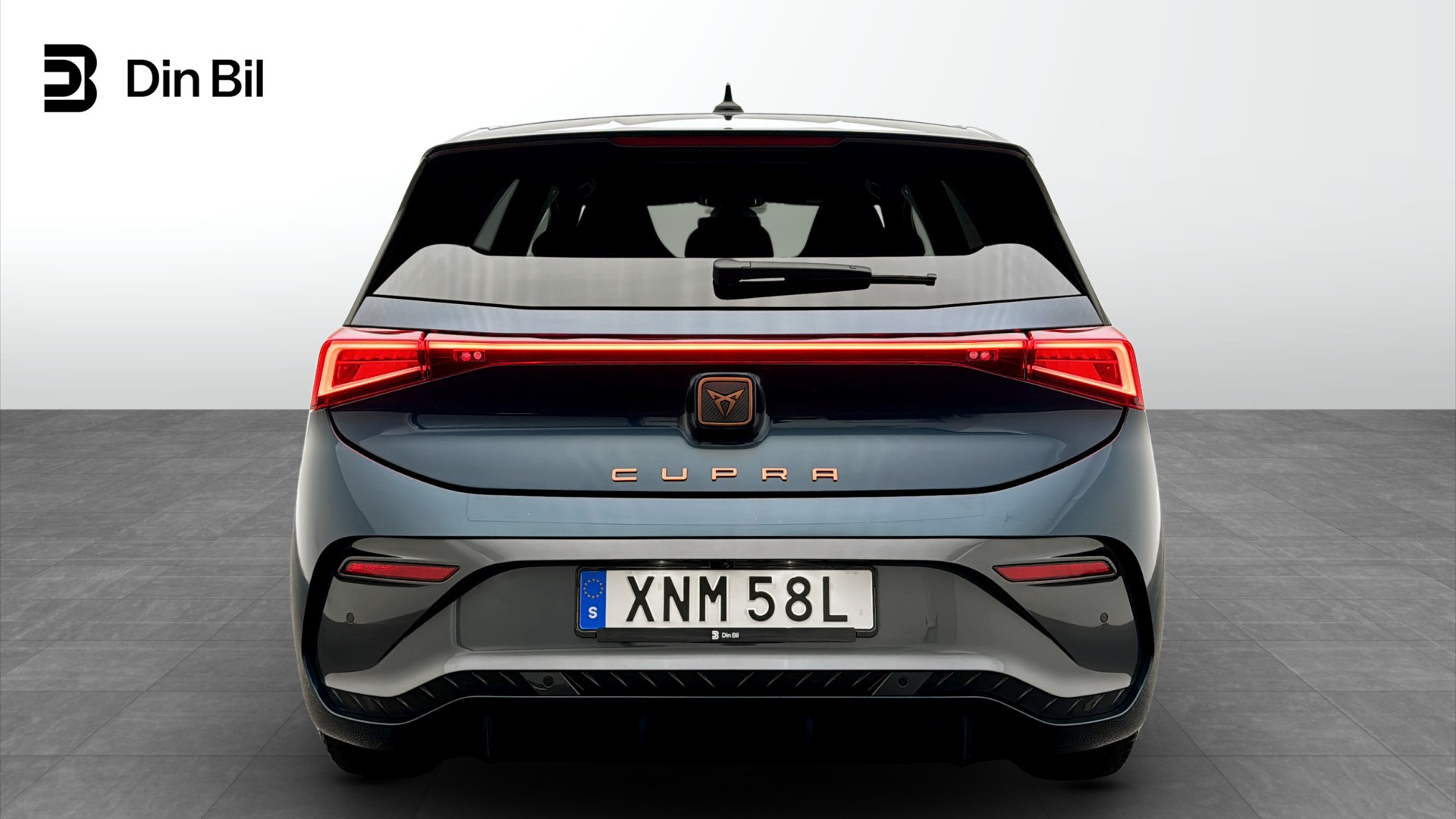CUPRA Born XNM58L