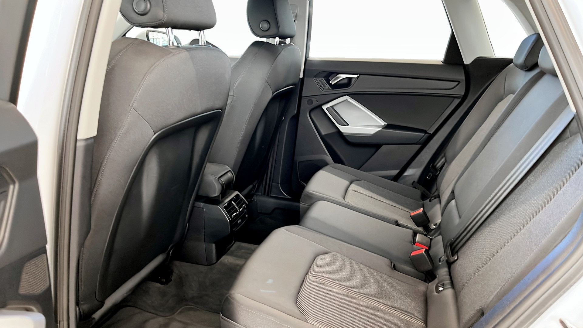 Audi Q3 XOP59L