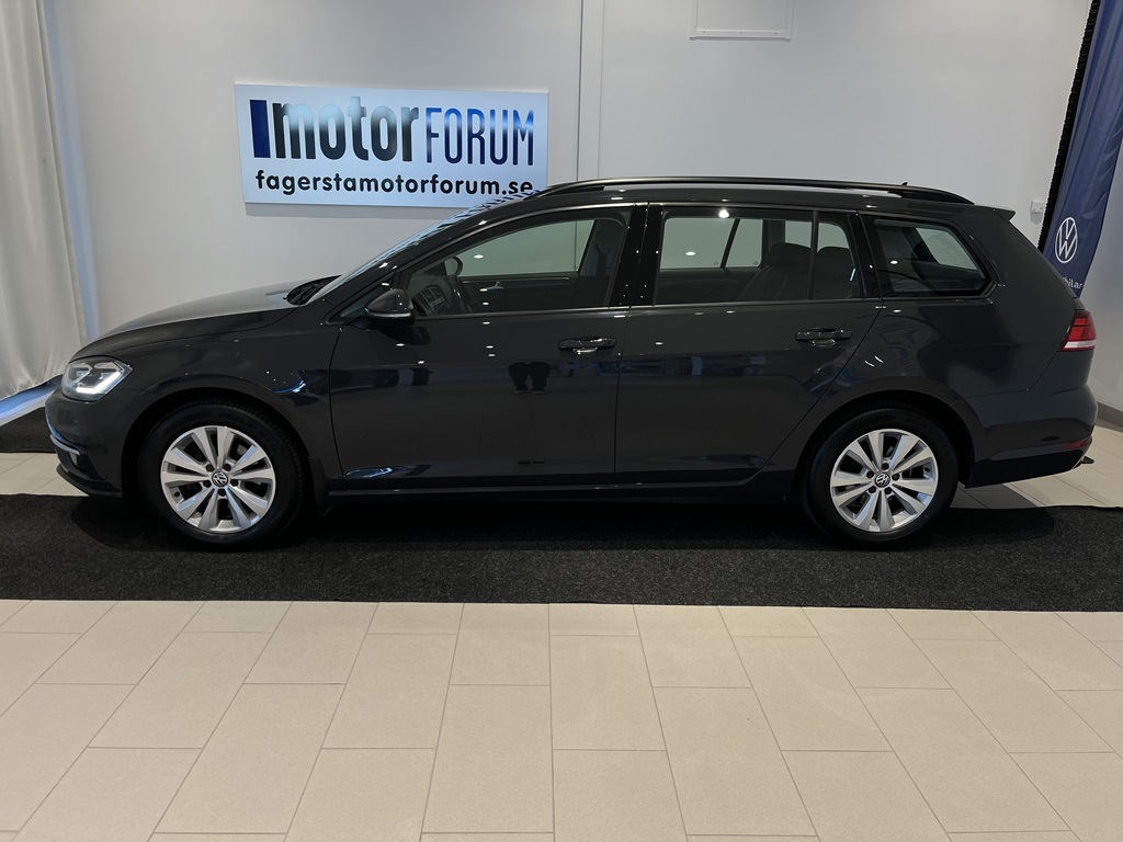 Volkswagen Golf XPD99G