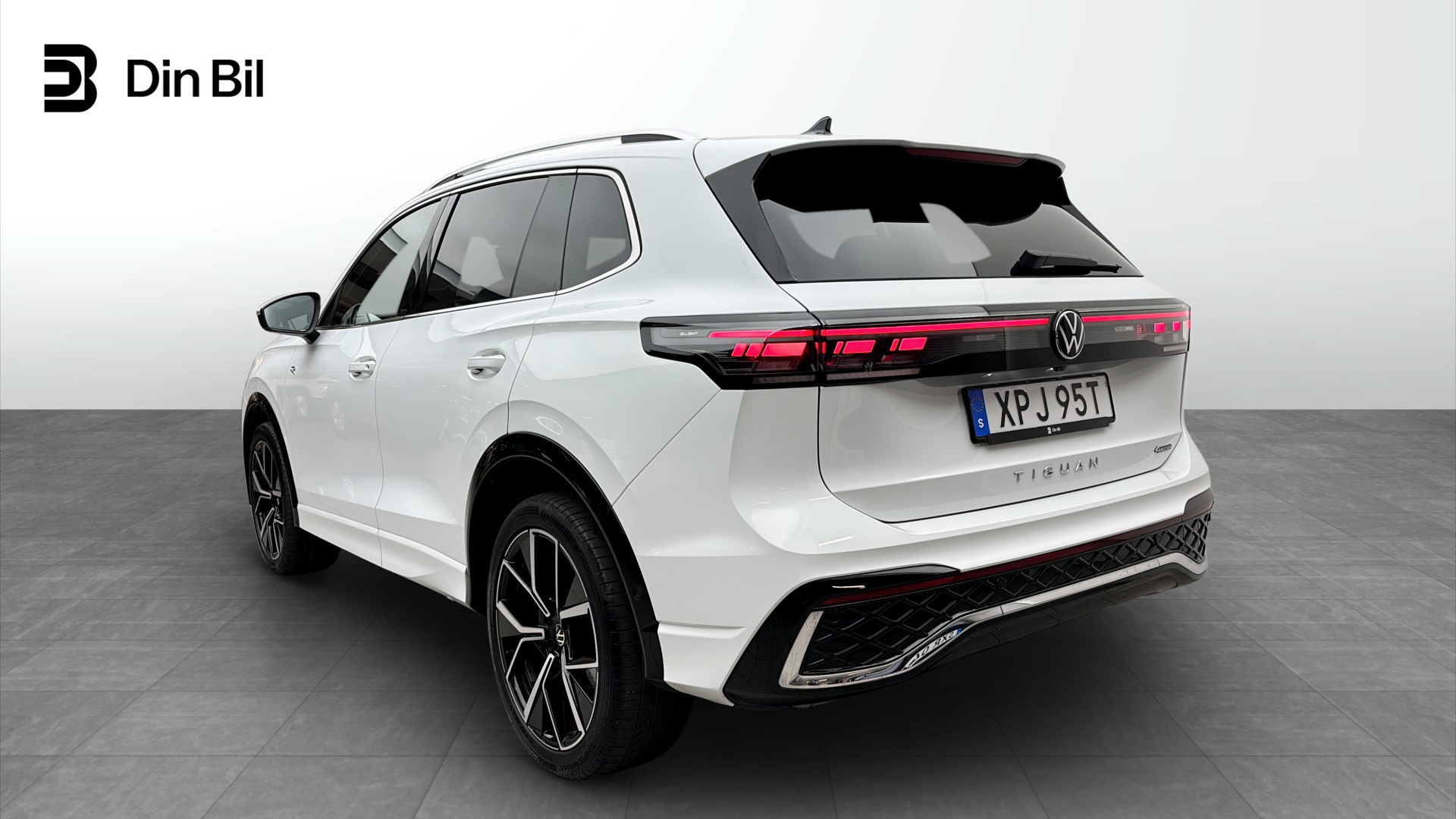 Volkswagen Tiguan XPJ95T