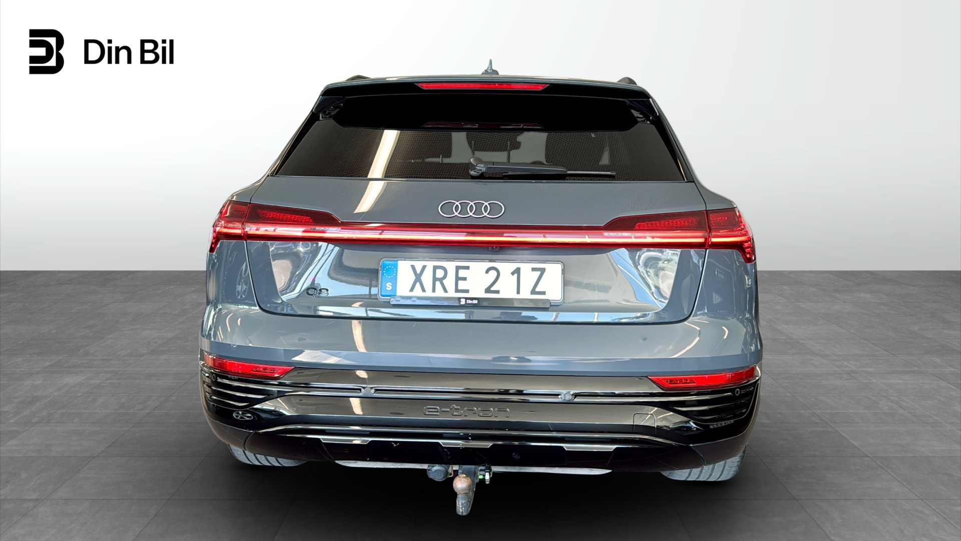 Audi Q8 XRE21Z