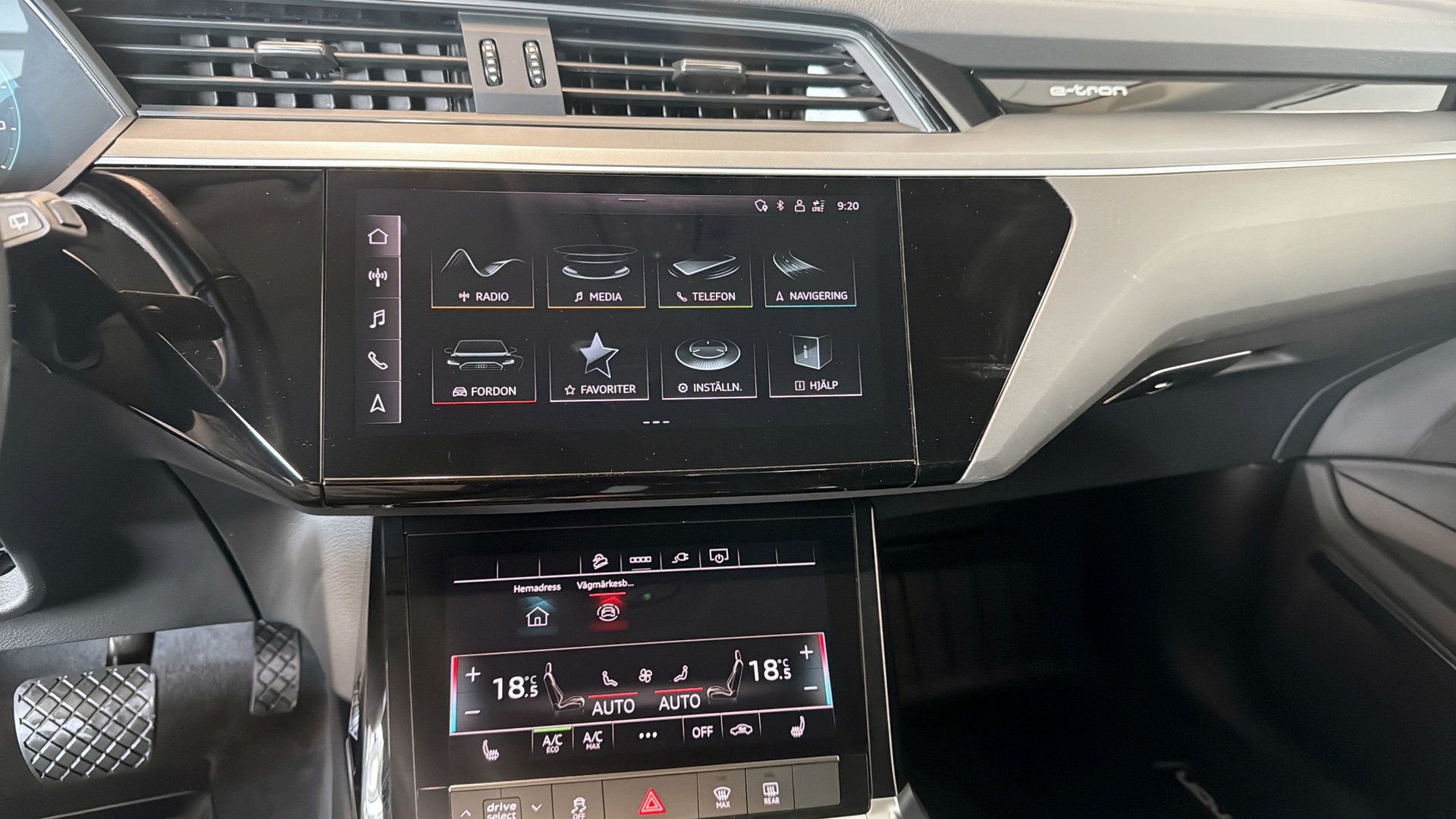 Audi Q8 XRE21Z