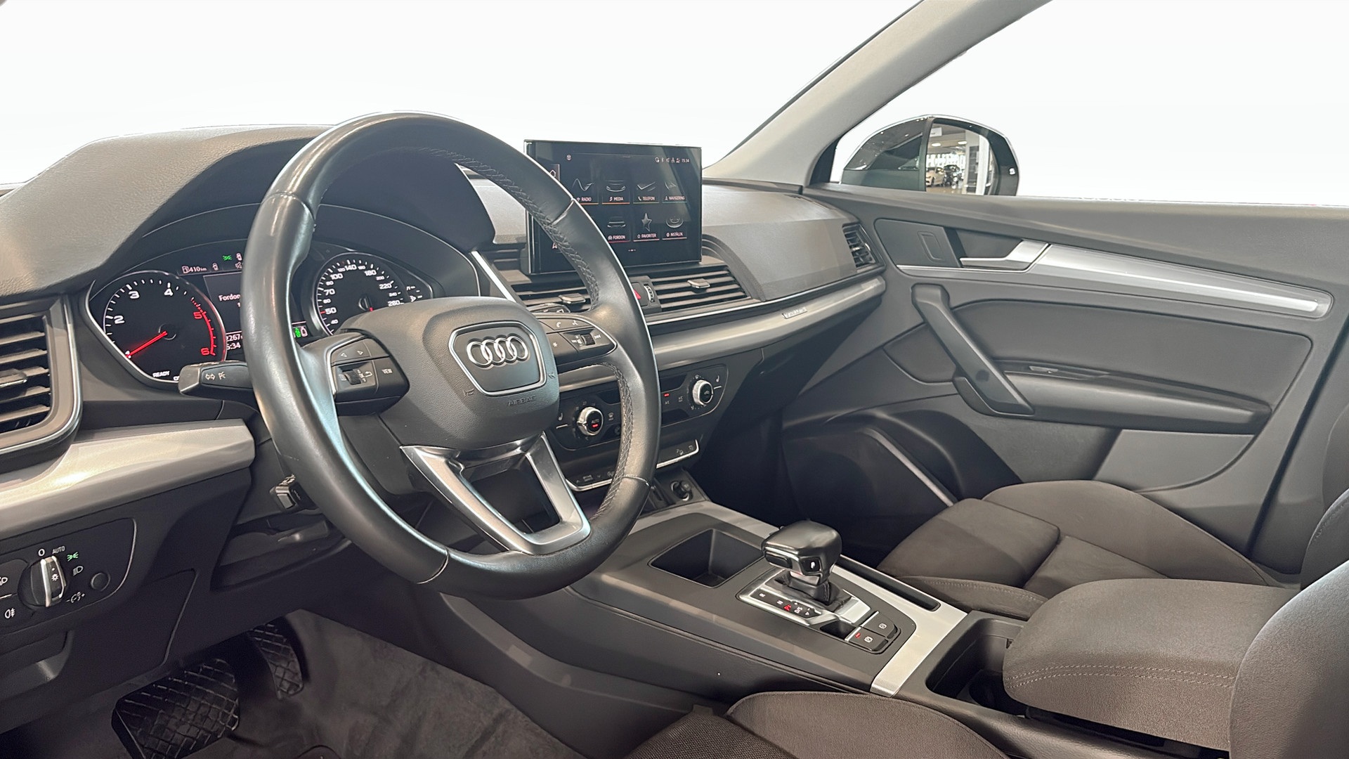 Audi Q5 XRH39Z