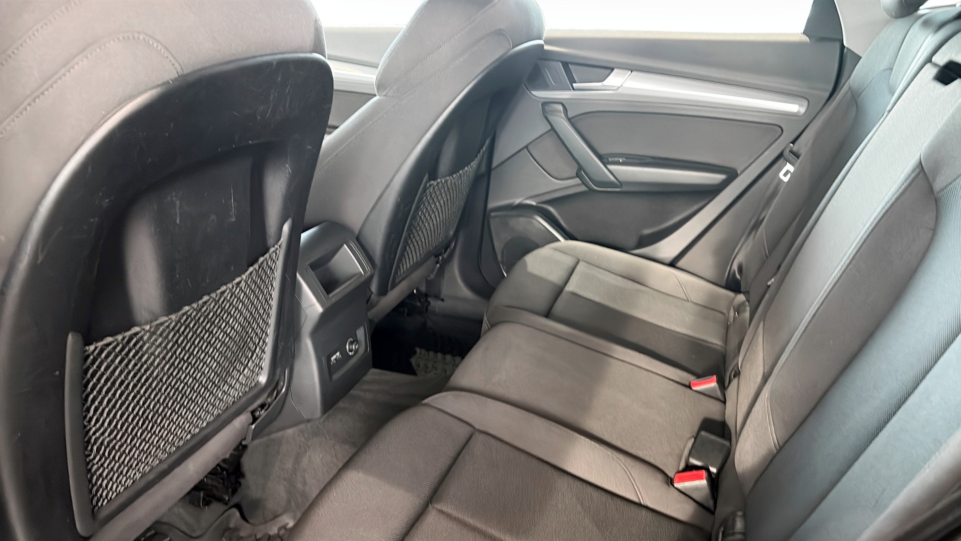 Audi Q5 XRH39Z