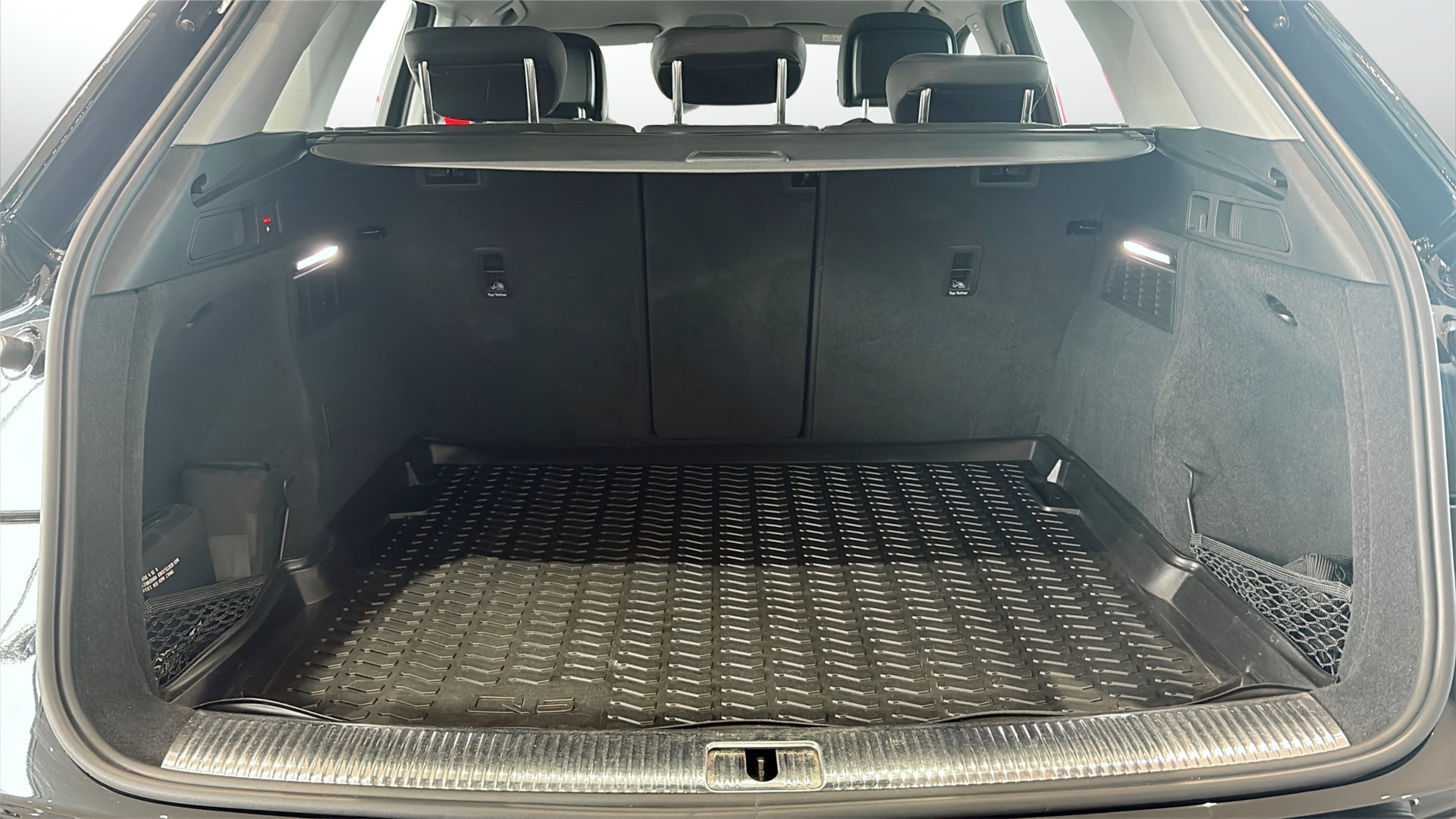 Audi Q5 XRH39Z