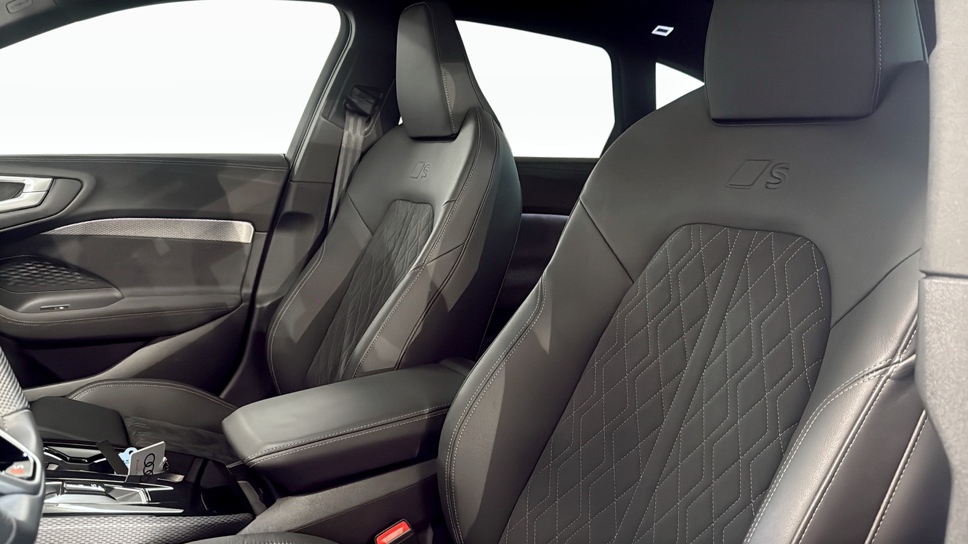 Audi A5 Avant XUA21M