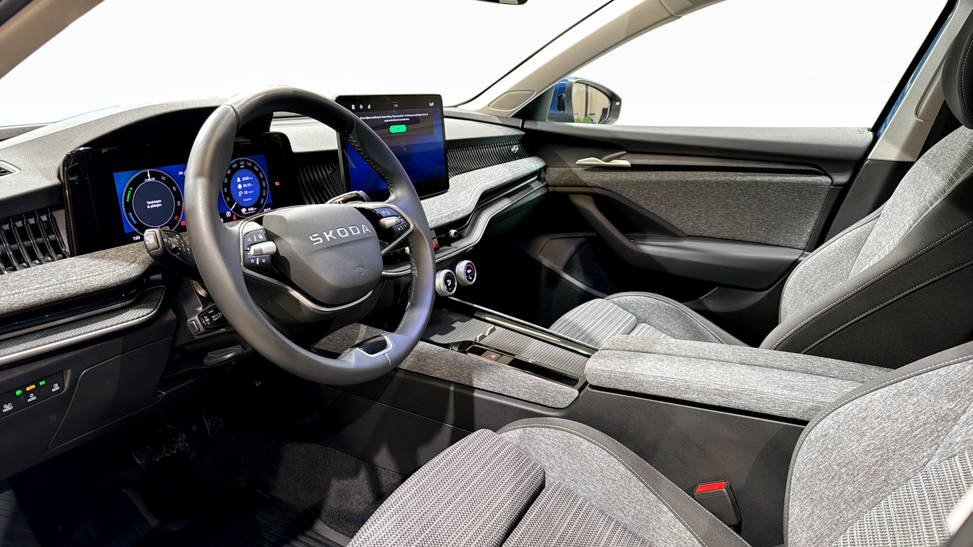 Skoda Superb Combi XWB00X
