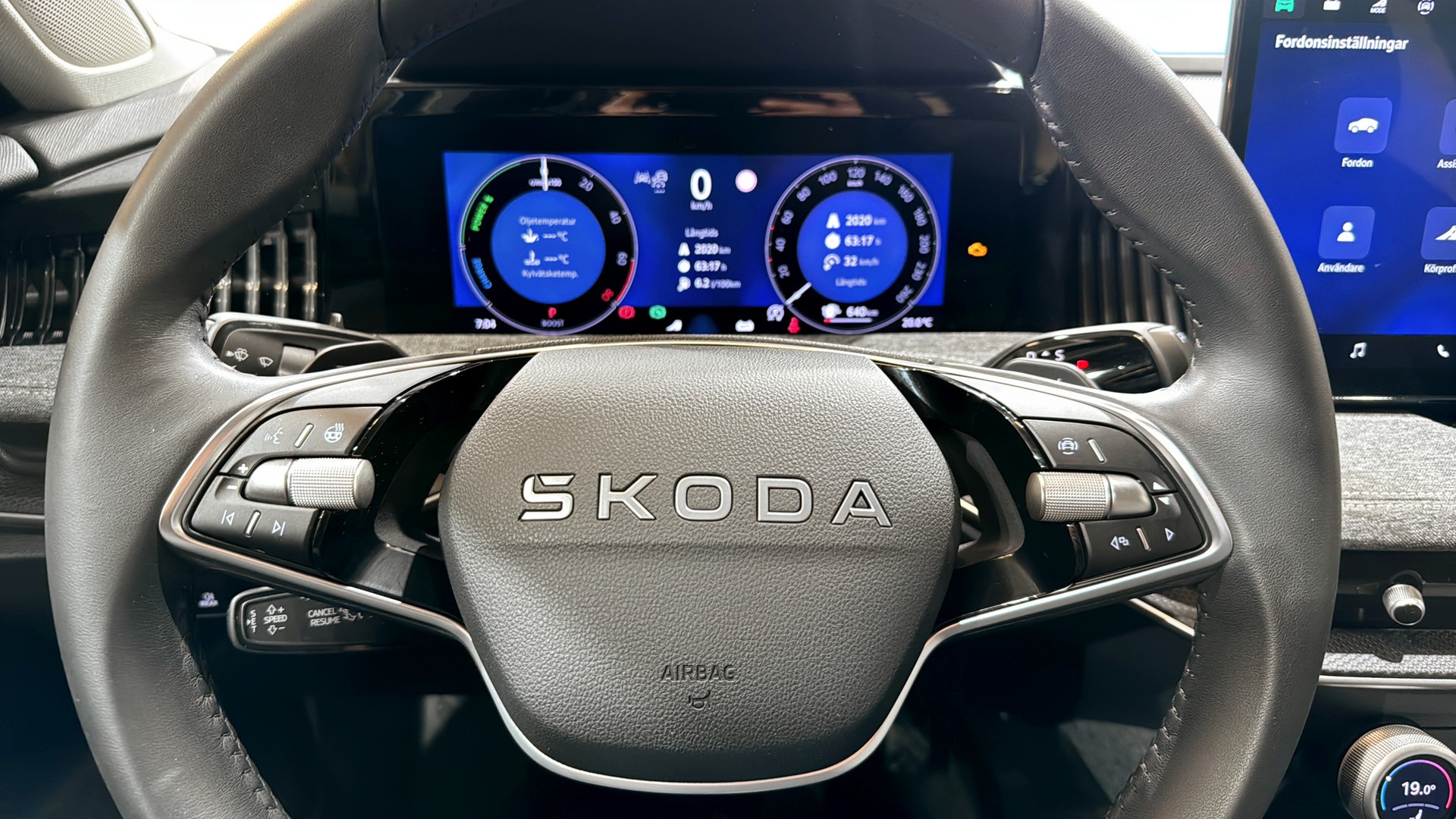 Skoda Superb Combi XWB00X