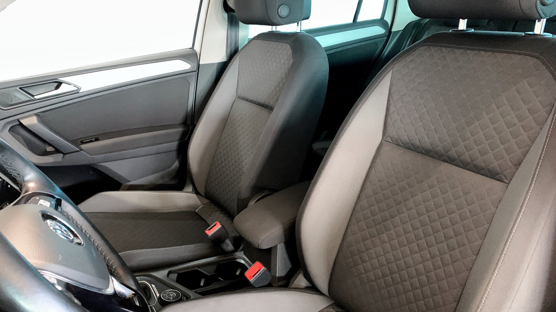 Volkswagen Tiguan XYJ29D