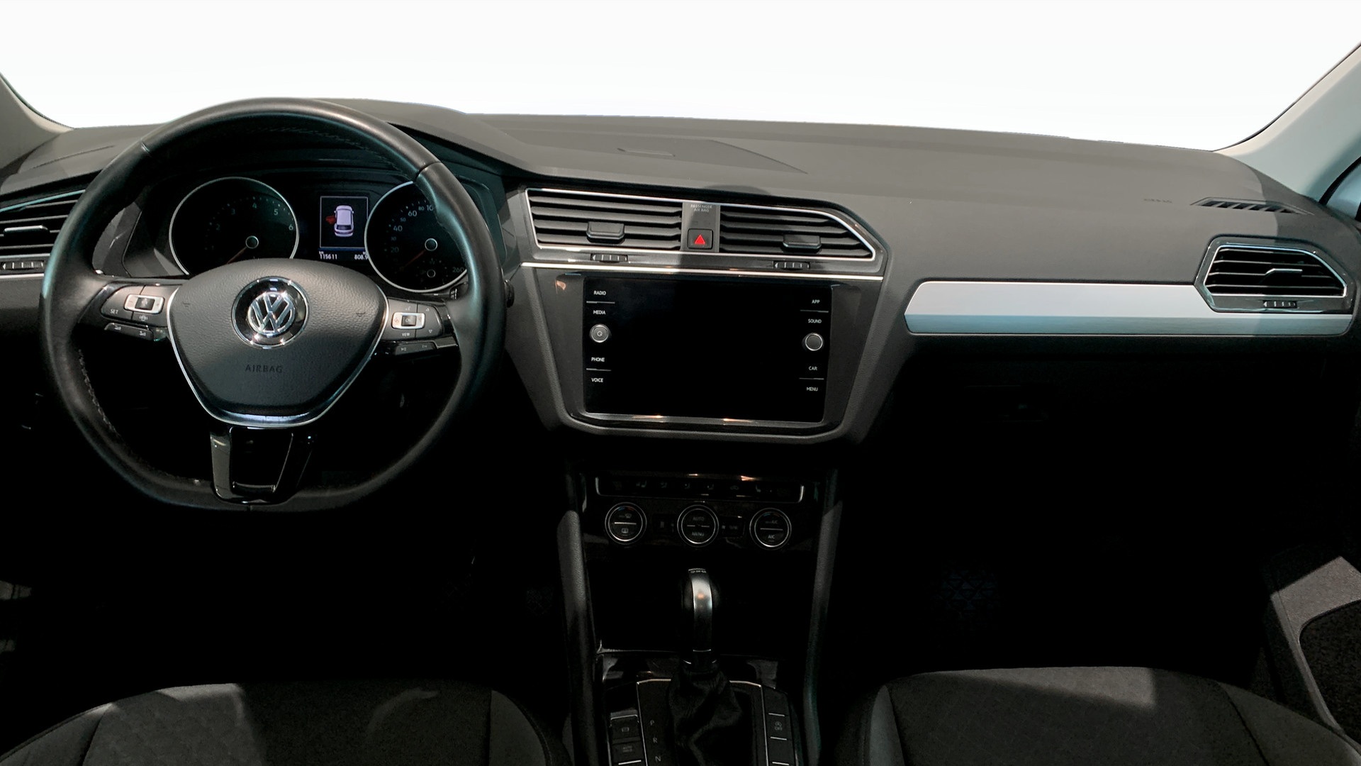 Volkswagen Tiguan XYJ29D