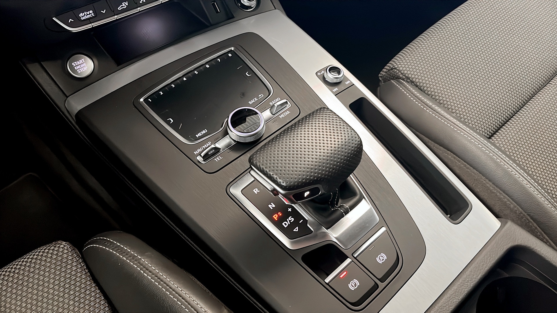 Audi Q5 XYL08L