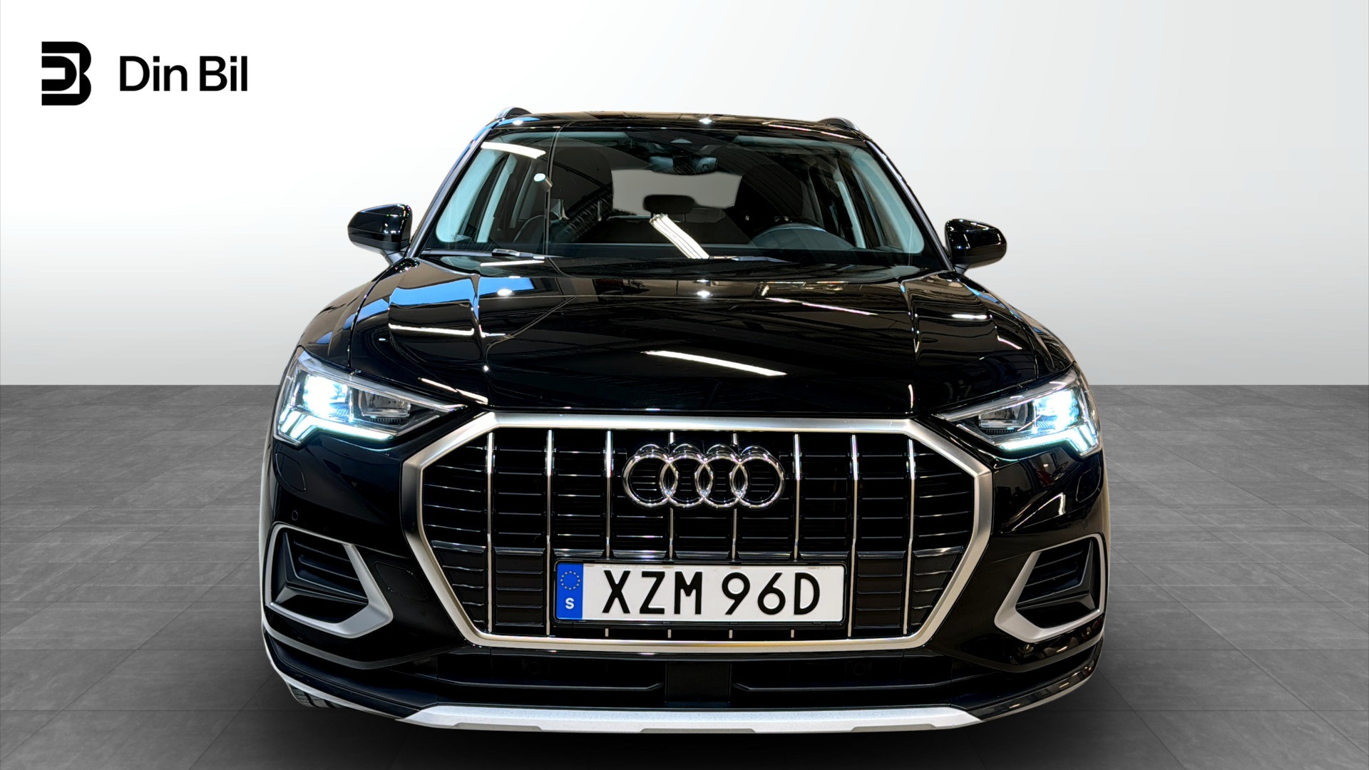 Audi Q3 XZM96D