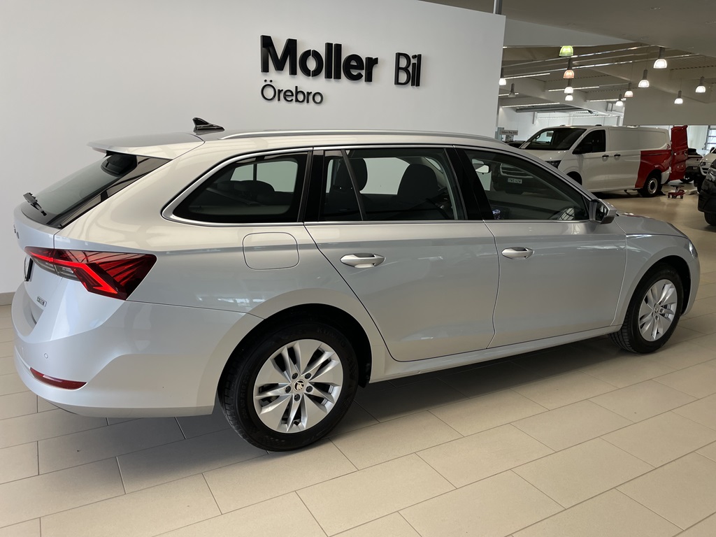Skoda Octavia Combi XZR00R