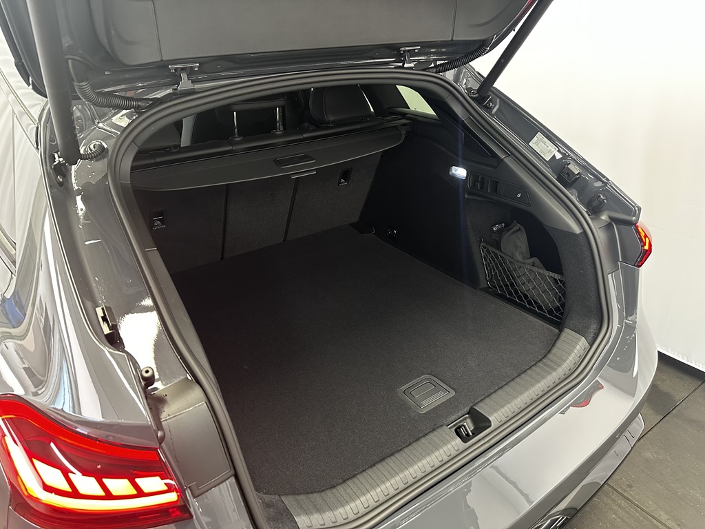 Audi A6 Avant e-tron YAB33D