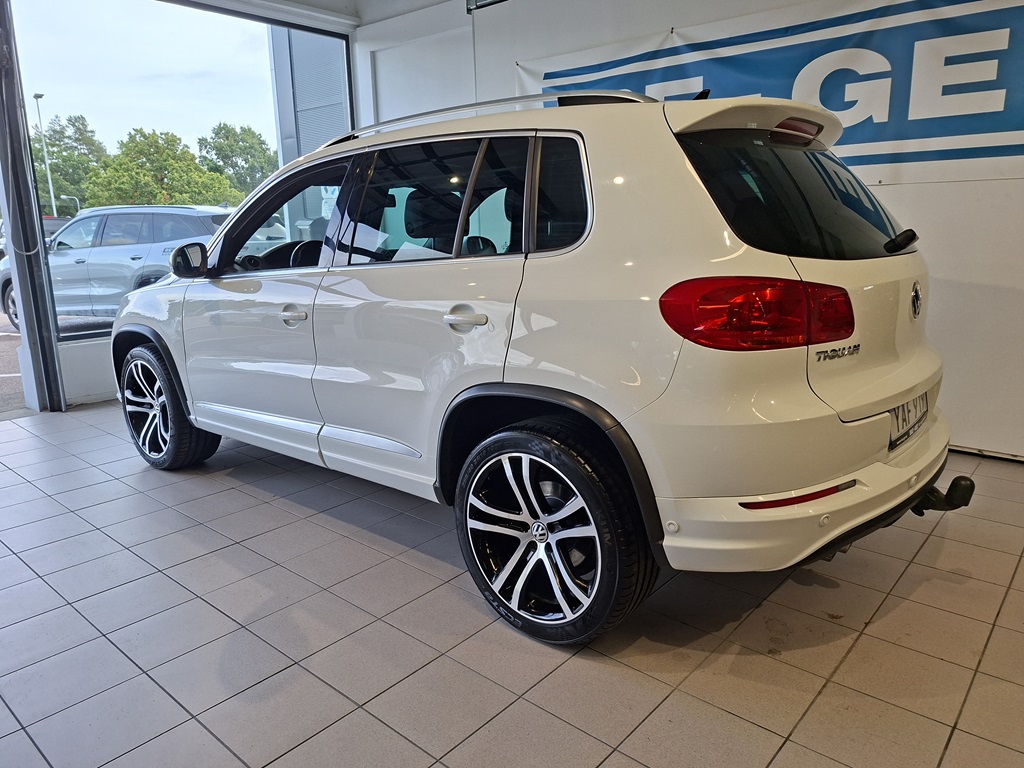 Volkswagen Tiguan YAF919