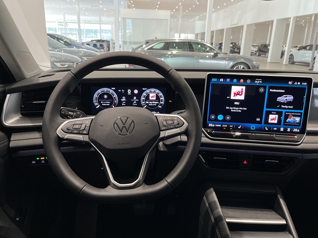 Volkswagen Tayron YAG74J