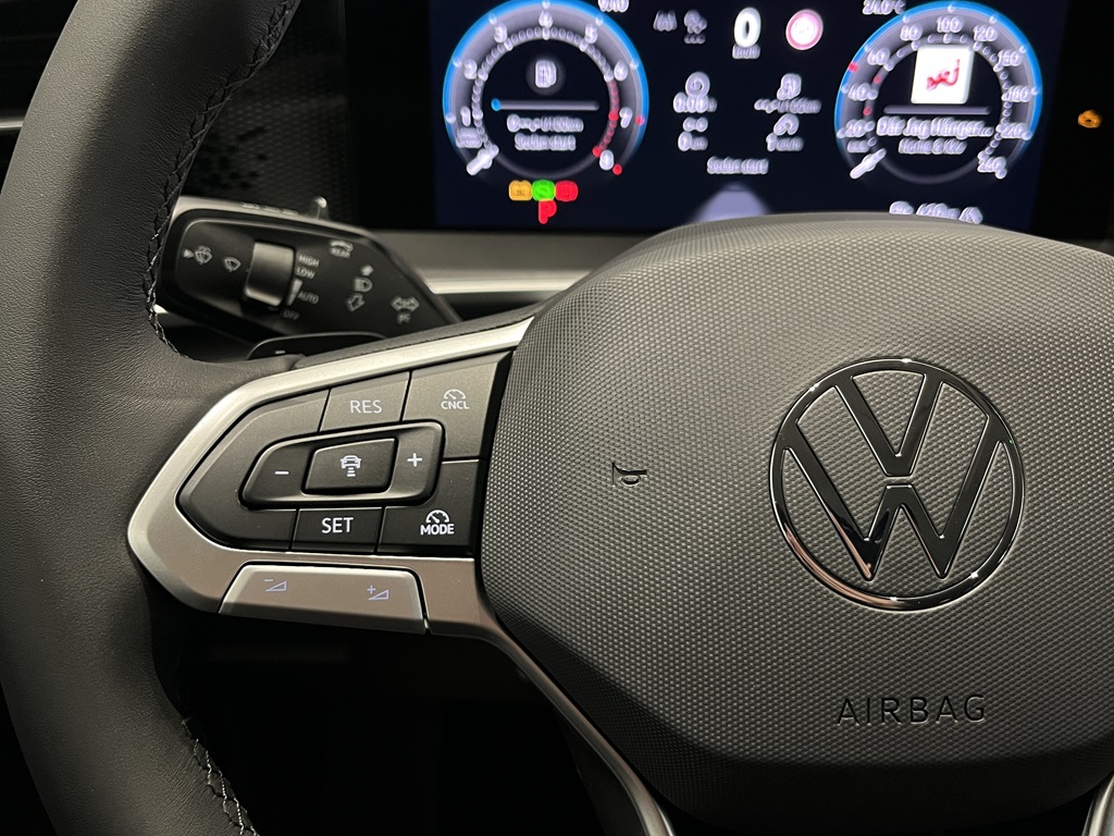 Volkswagen Tayron YAG74J