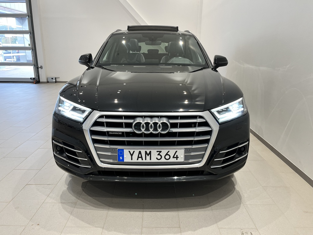 Audi Q5 YAM364